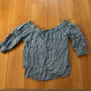 Style envy size s off the shoulder shirt